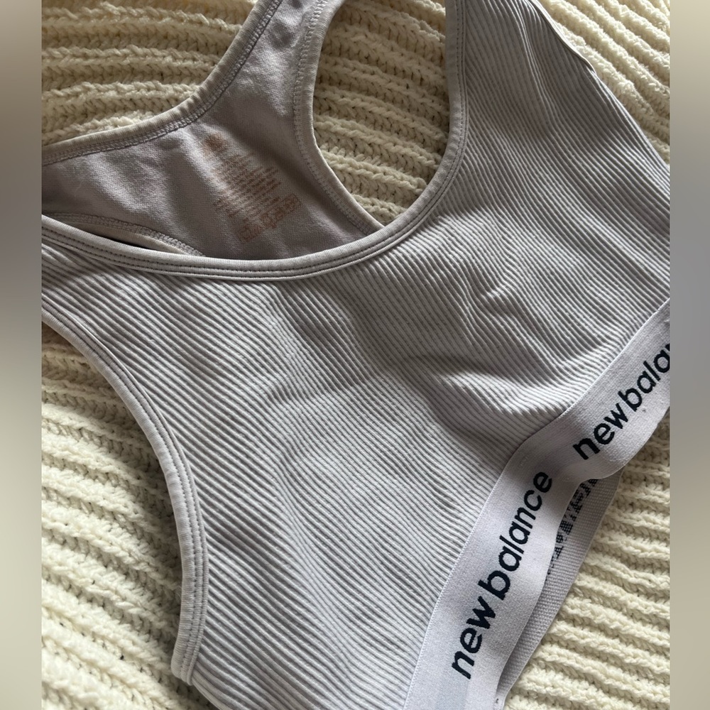 New Balance tight workout top